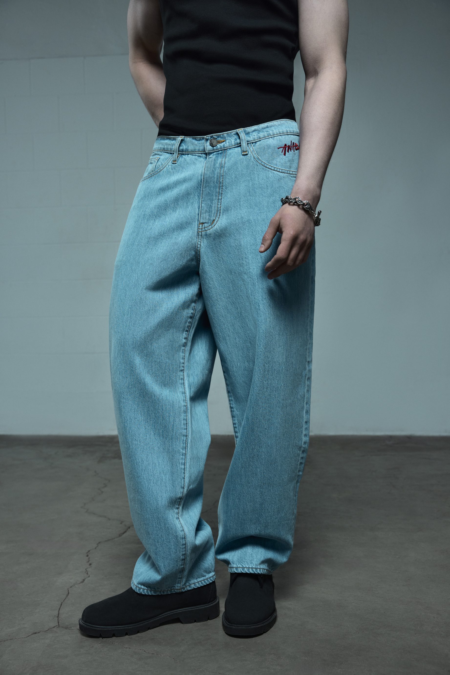 ДЖИНСЫ ANABIOS 01